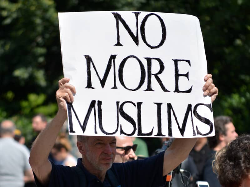 8 Elegant Ways to Handle Anti-Muslim Discrimination | Religious